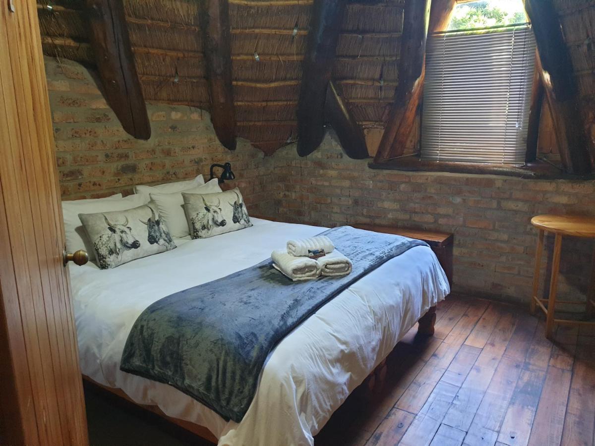 มาร์ร็อบ ลอดจ์ Bed & Breakfast KwaMbonambi ภายนอก รูปภาพ
